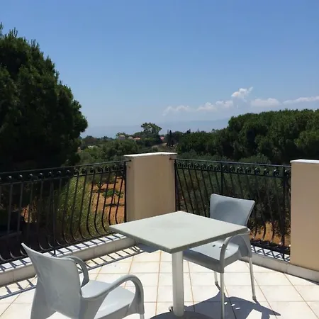 Apartman Koukounaries