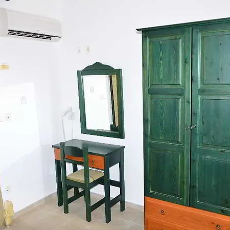 Koukounaries Apartamento *