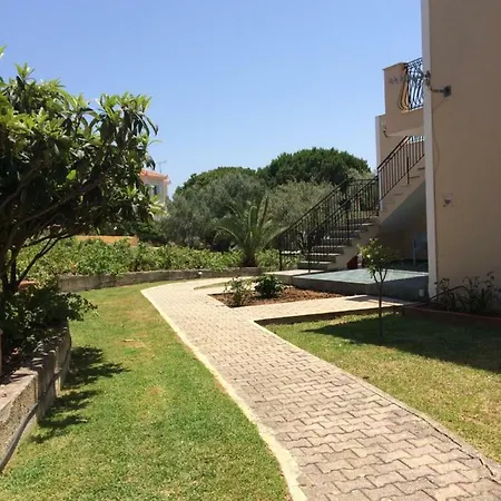 Koukounaries Apartamento *