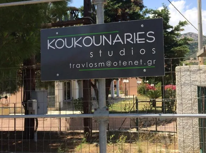 Koukounaries Skala (Kefalonia)