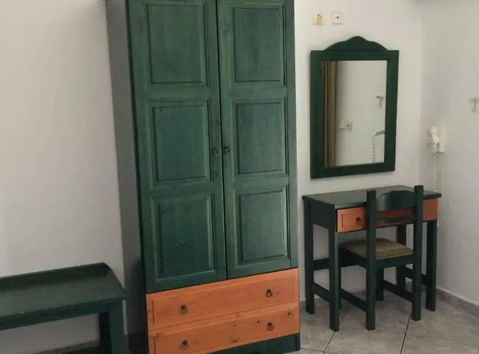 Koukounaries Apartman