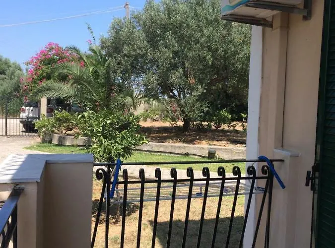 Koukounaries Apartman